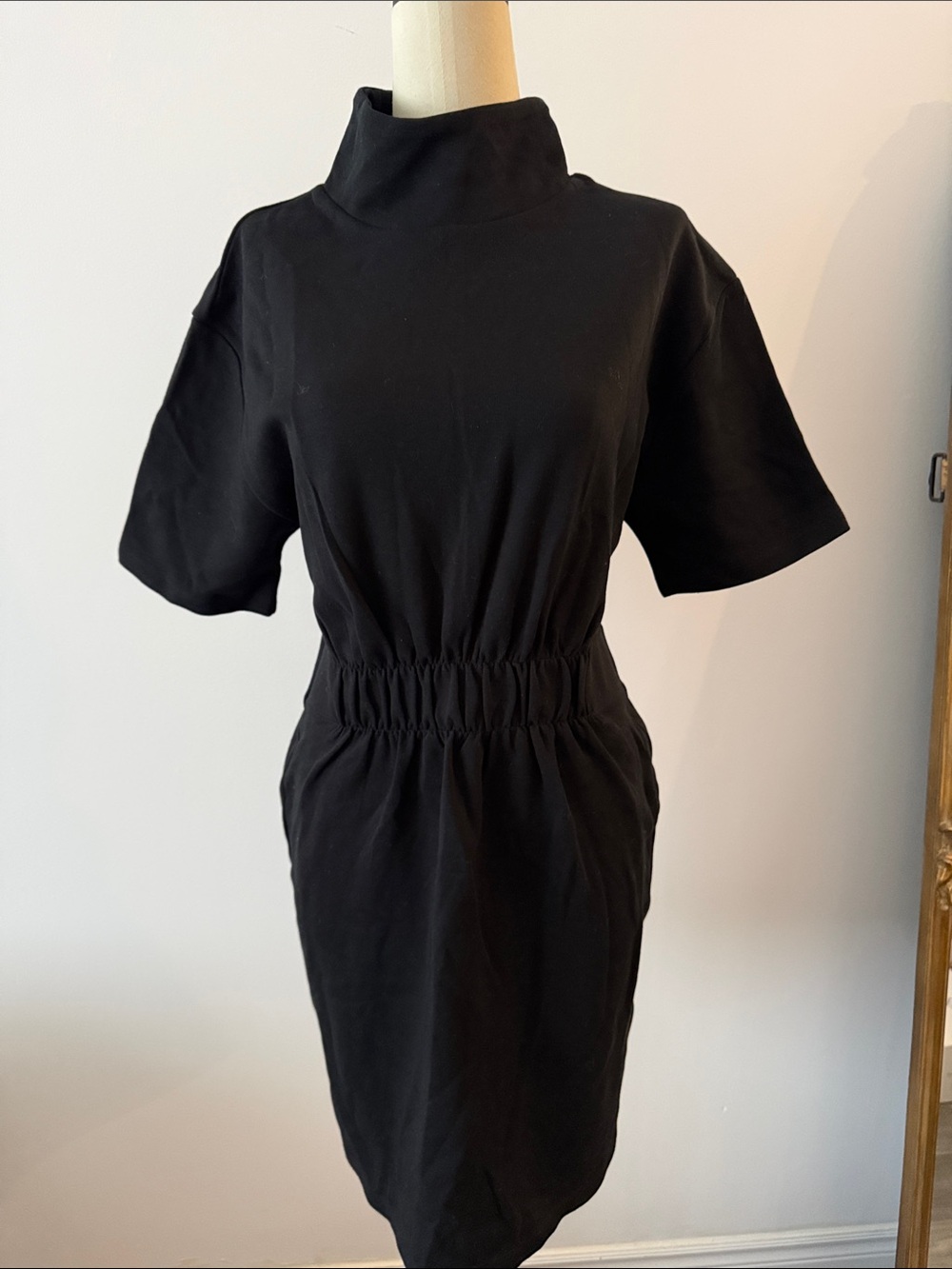 Zara Black Short-Sleeve Dress